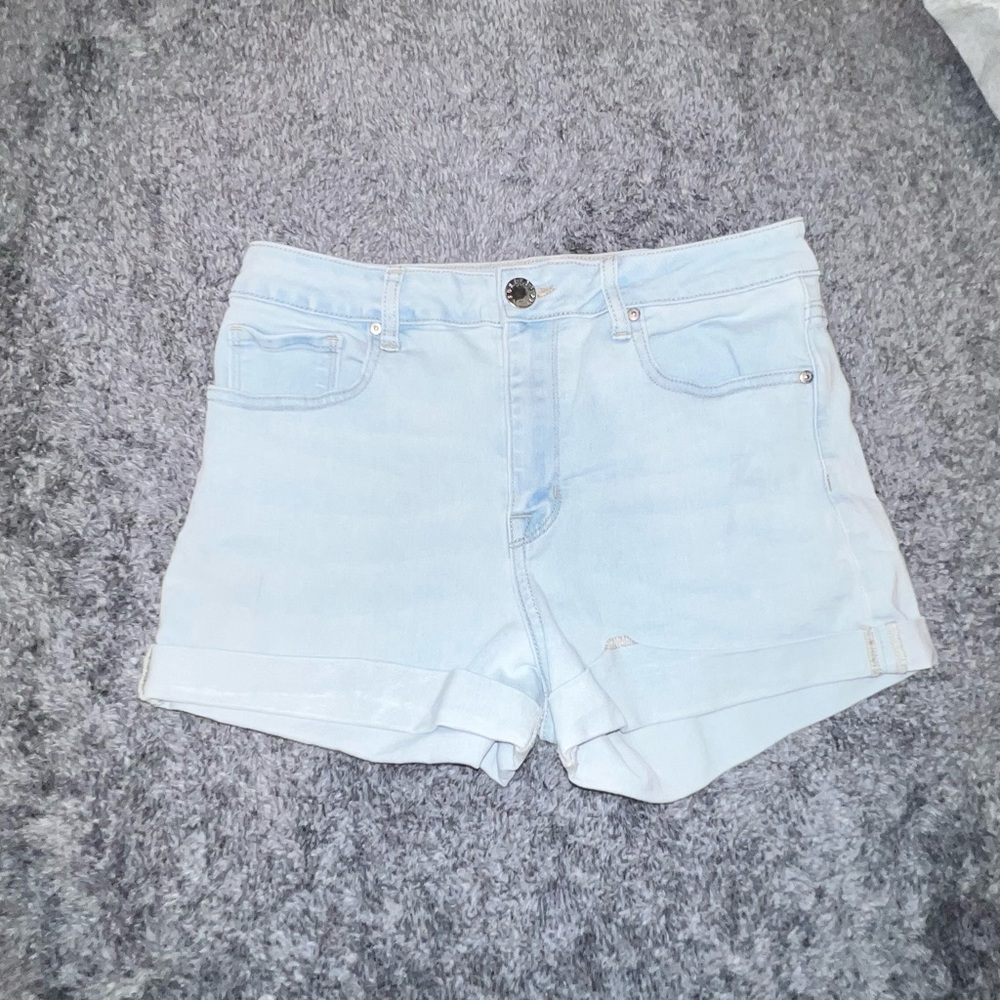 Light wash Jean shorts